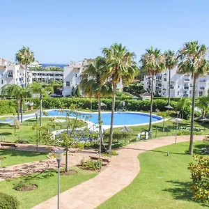 great-2-bedroom-apartment-near-puerto-banus.es-andalucia.com/